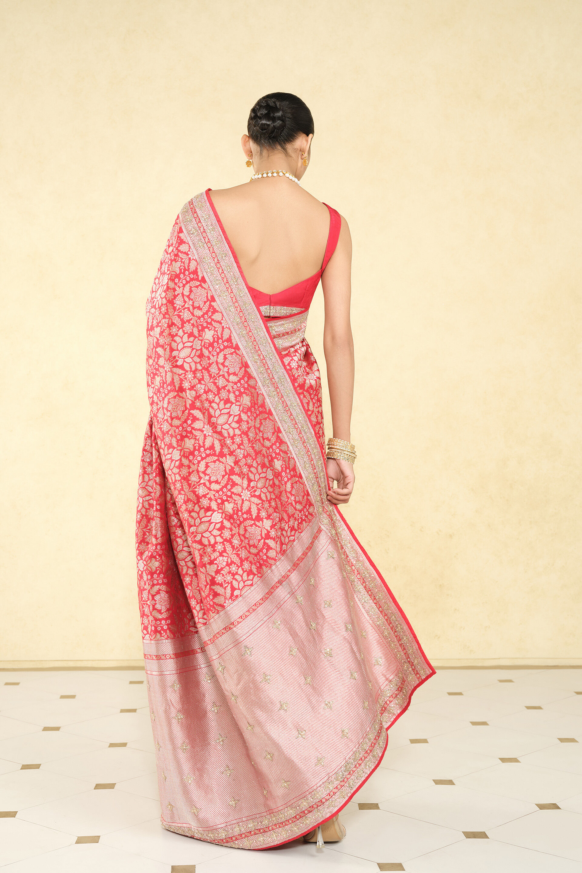 Bhaanavi Handwoven Benarasi Silk Saree - Red, Red, image 3